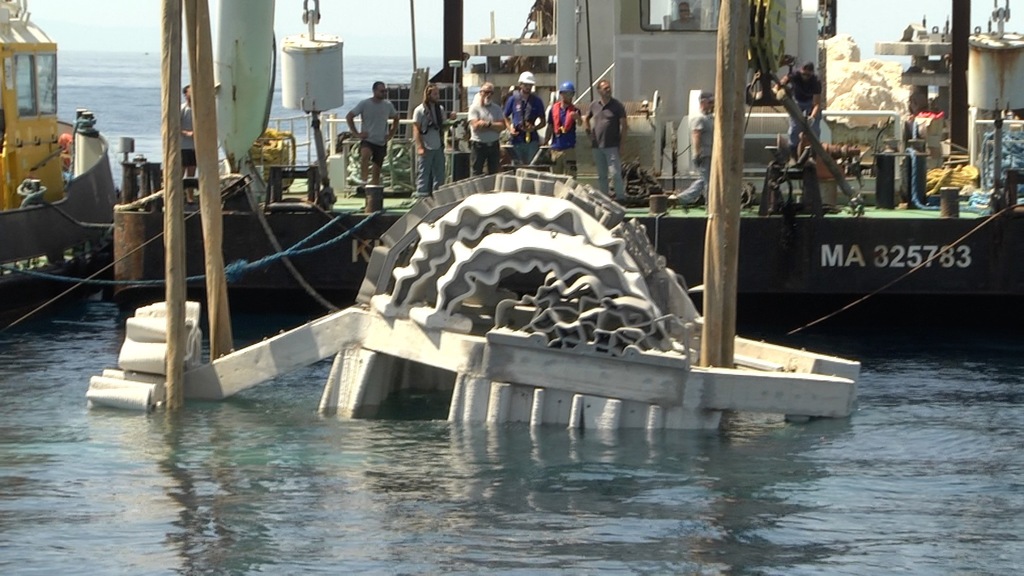 Un grand récif artificiel 3D immergé au large du littoral agathois