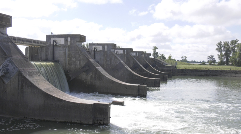 Le barrage hydro-électrique de Malause accueille le plus grand ouvrage de franchissement piscicole