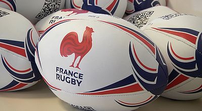 Rugby : La FFR distribue des ballons en mousse dans les écoles