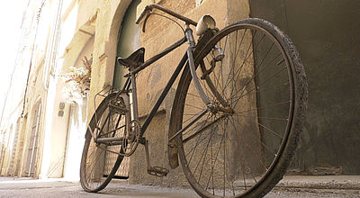 Un vélo pour fuir les bombardements de la seconde guerre mondiale