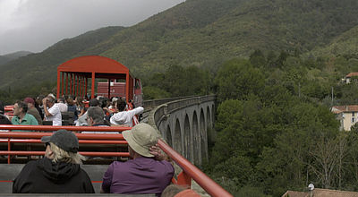 À bord du Train Rouge du Pays Cathare et du Fenouillèdes