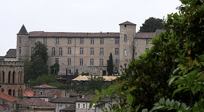 Reportage : Saint-Lizier en Ariège, de la cité épiscopale à l'asile d'aliénés