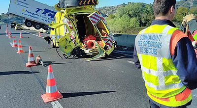 Un patrouilleur d'autoroute percuté mortellement par un poids lourd