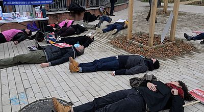 Toulouse : Des malades atteints d'un Covid long manifestent devant l'Agence régionale de Santé