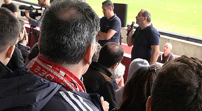 Nîmes Olympique : La réunion entre supporters et président tourne au fiasco