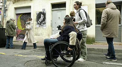 20 ans de la loi handicap : Du street art pour rappeler un bilan contrasté