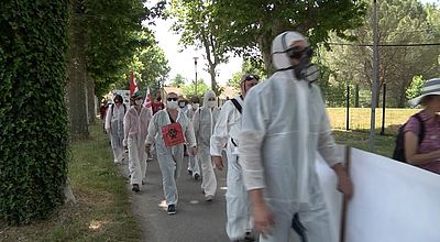 Une manifestation pour l’environnement et la santé devant Bayer-Monsanto à Nîmes