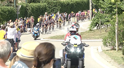 Le Tour de France entre en Occitanie par le Gard