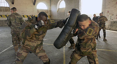 Une journée avec le 2e Régiment étranger d'infanterie de Nîmes