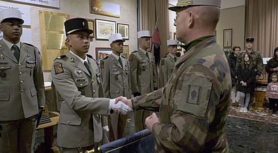 Une journée avec le 2e Régiment étranger d'infanterie à Nîmes