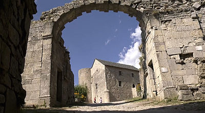 Sévérac-le-Château : la vie des Sévéragais entre les murs d'une cité médiévale